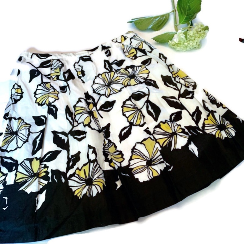 INC floral skirt size 6